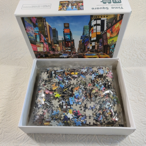 Times Square Jigsaw Puzzle 1000 Pieces,  14+ 750mmx500mm, Used, Complete - Picture 10 of 10